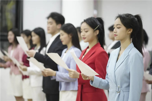 天籁韌、播表专业模拟考纪?...