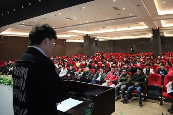天籁艺术学校2018届高考誓师大? width=