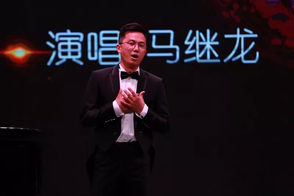 天籁教师音乐? width=