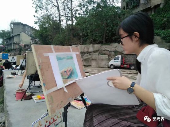 央美状元李劲? width=
